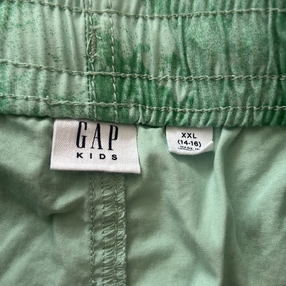 Kids gap shorts - Picture 3 of 6